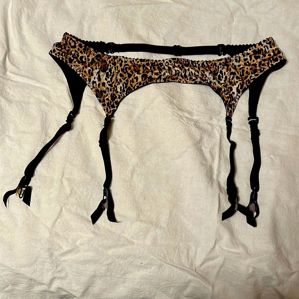 Victoria secret garter belt.  Cheetah print